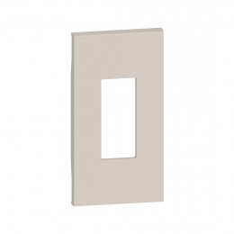 Лицевая панель Bticino KМ07М2 Living Now для телефонных и компьютерных розеток 2 модуля песочный