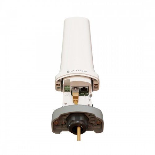 Сетевое оборудование маршрутизатор MikroTik CME22-2n-BG77