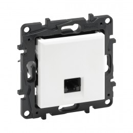 Информационная розетка одинарная Niloe Step RJ45 Кат.5e UTP Белый new