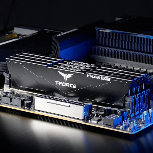 Оперативная память 32GB Kit (2x16GB) 6400MHz DDR5 Team Group (T-FORCE) VULCAN PC5-51200 CL40-40-40-84 1.35V (Gaming + Overclocking Ram) FLBD532G6400HC40BDC01 Black